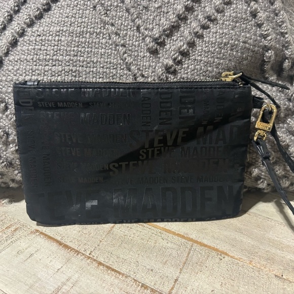 ❤️Steve Madden Signature Black Mini Backpack - Picture 4 of 5